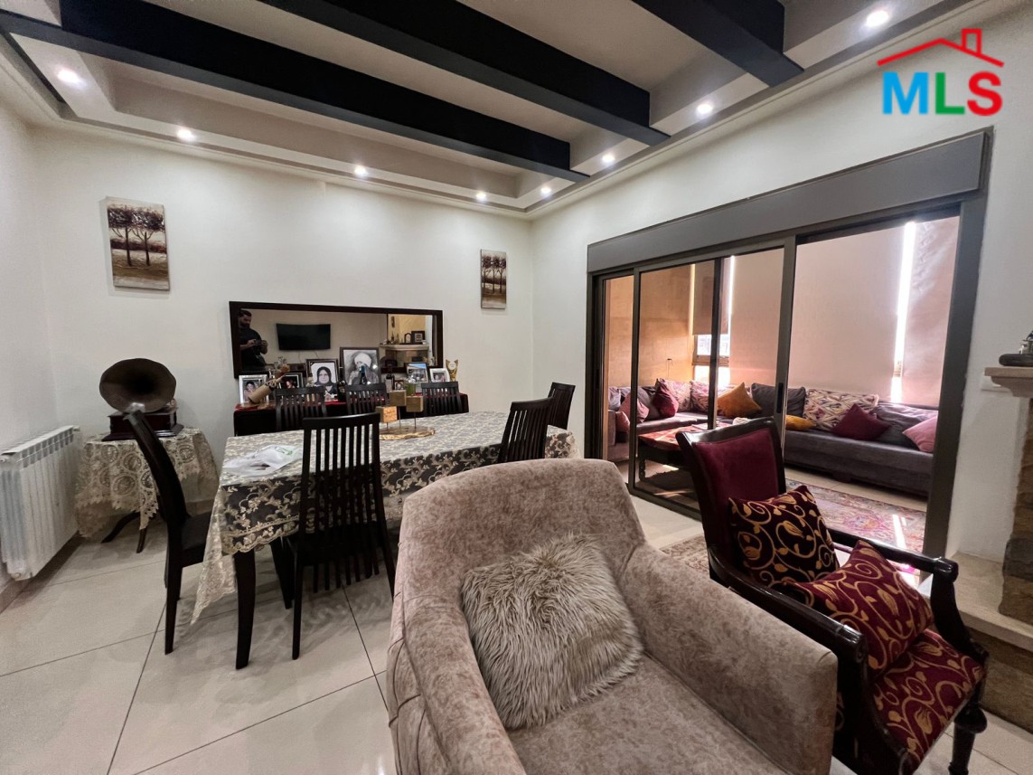 3 Bedrooms Apartment For Sale in Furn El Chebbak