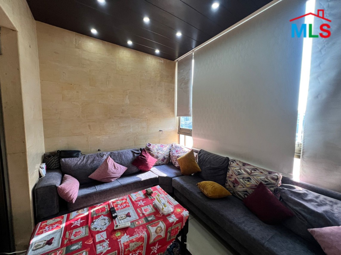 3 Bedrooms Apartment For Sale in Furn El Chebbak