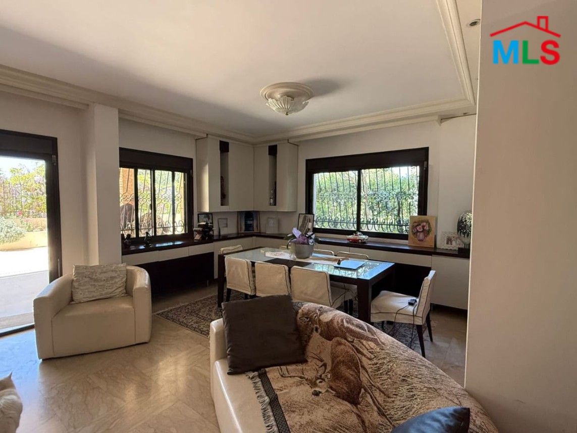 Furnished Apartment With Terrace For Sale in Prime Location in Monteverde
