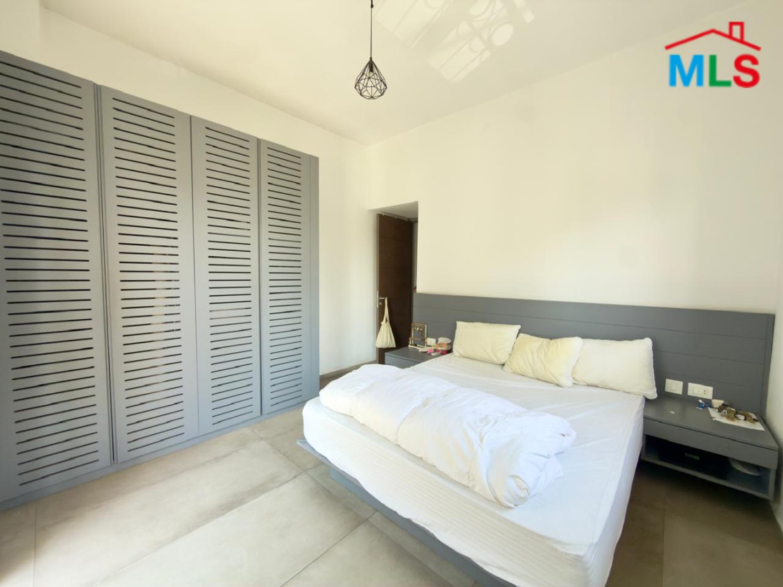Charming & Furnished Apartment For Sale in Achrafieh, Saydeh