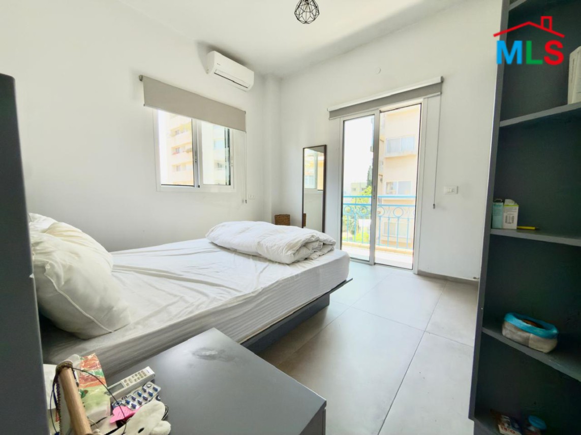 Charming & Furnished Apartment For Sale in Achrafieh, Saydeh
