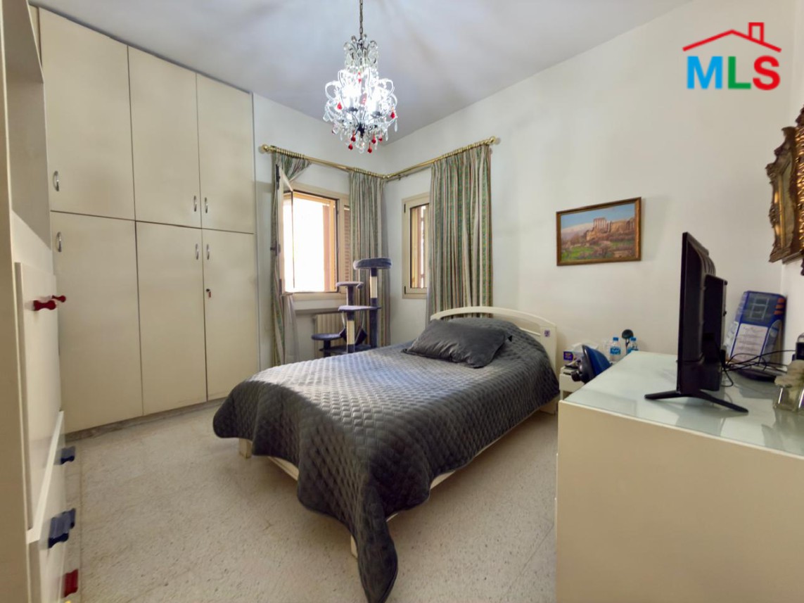 3-Bedroom Apartment For Sale in a Prime Location in Achrafieh, Sioufi