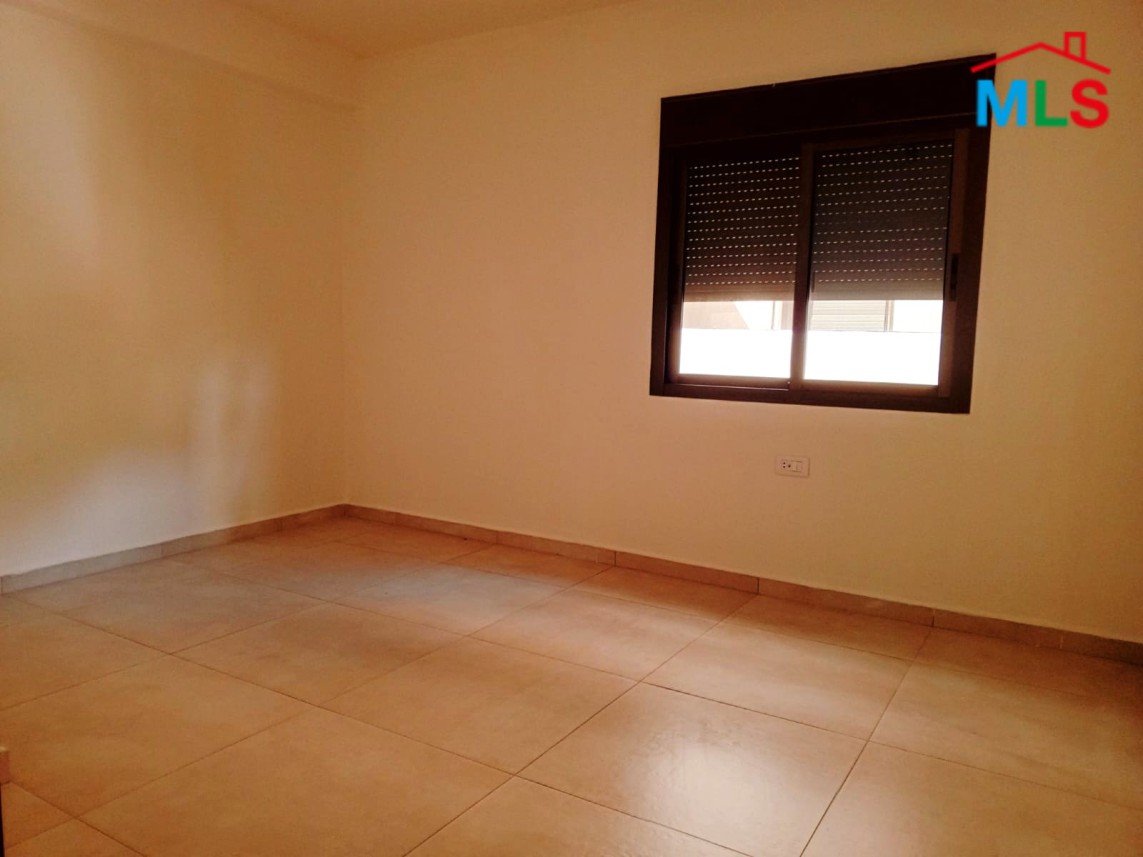 2 Bedrooms Apartment For Sale in Hboub, Jbeil