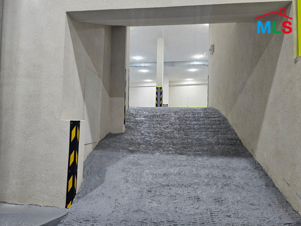 Warehouse in a Prime Location For Sale in Baabda