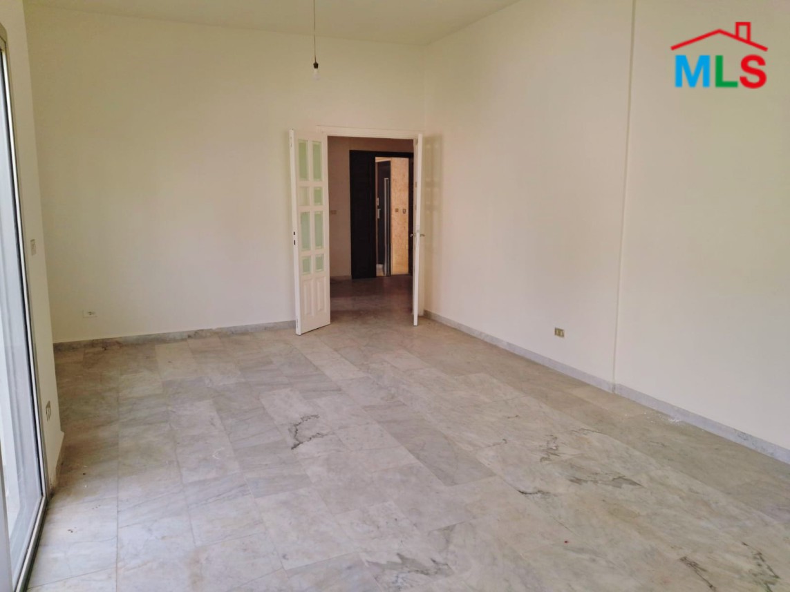 3-Bedroom Apartment For Sale with Mountain View in Safra