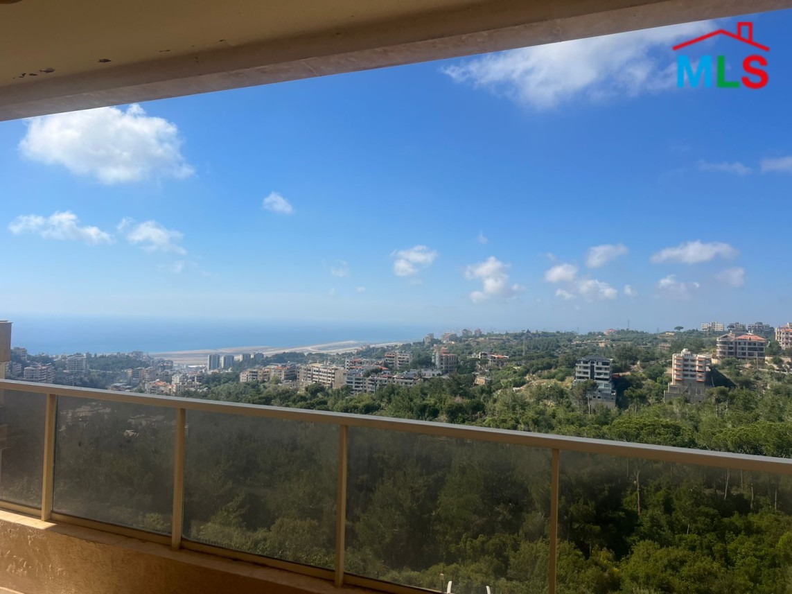 Apartment For Sale with Amazing View in Gated Community in Bchamoun, El Madares