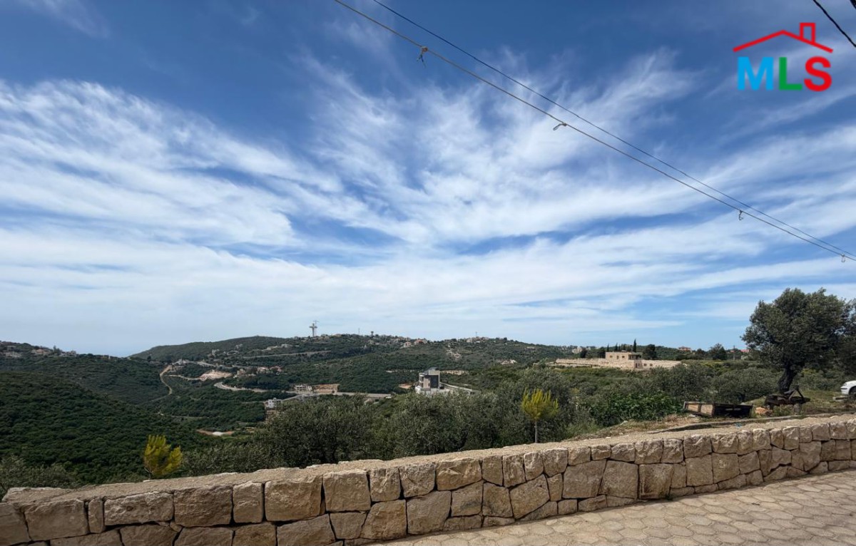 Brand New Apartment with Mountain View For Sale in Batroun, Bejdarfel