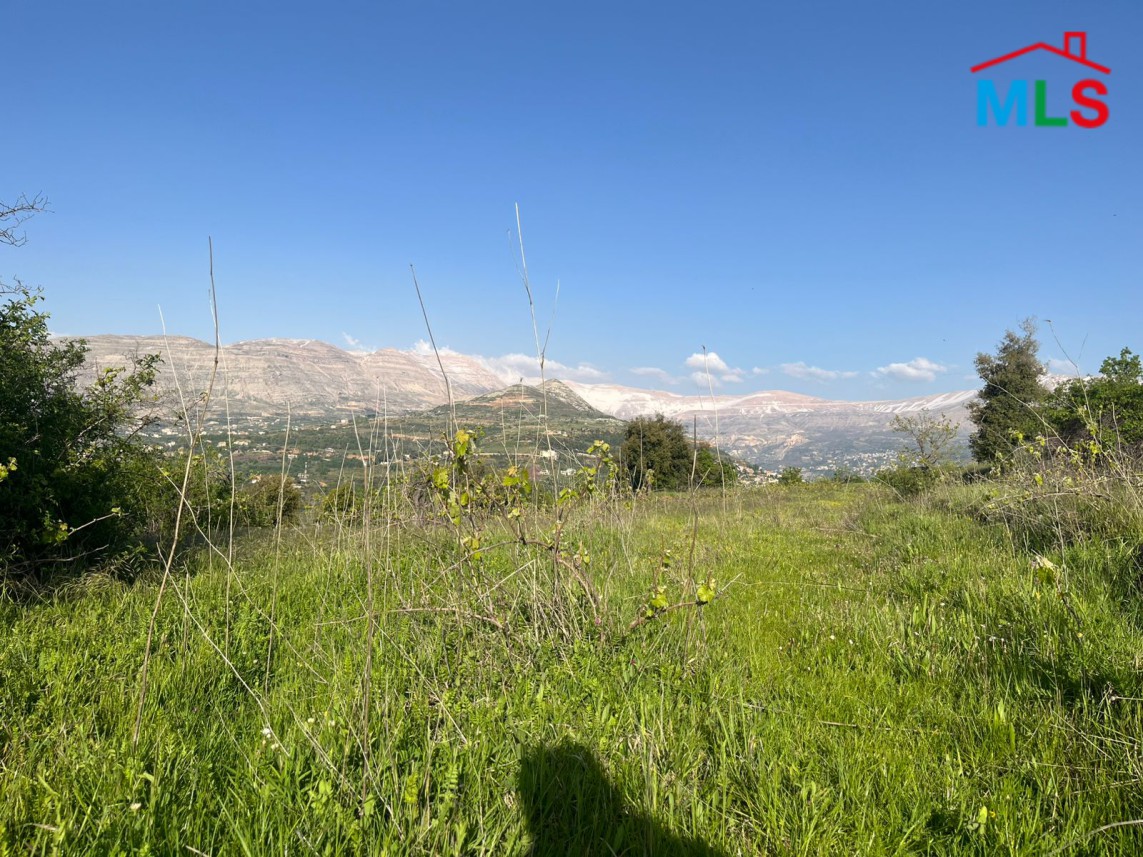 550 SQM Land with Flat Surface For Sale in Bcharre