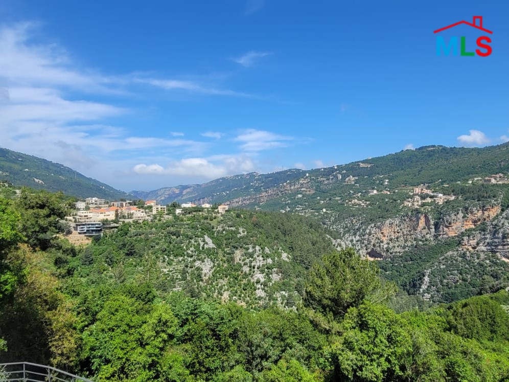 936 SQM Land For Sale In Yahchouch