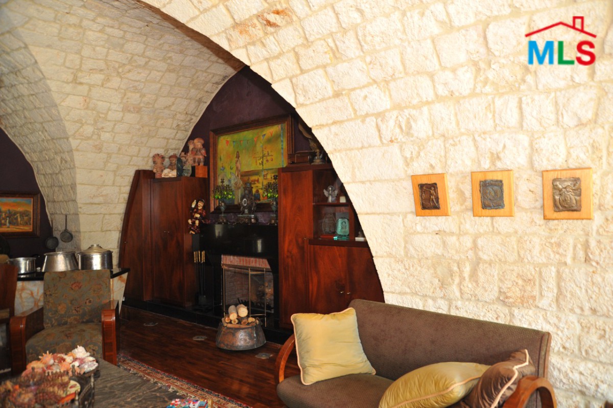Amazing Luxurious Castle with Garden & Pool For Sale in Batroun, Wajeh El Hajar