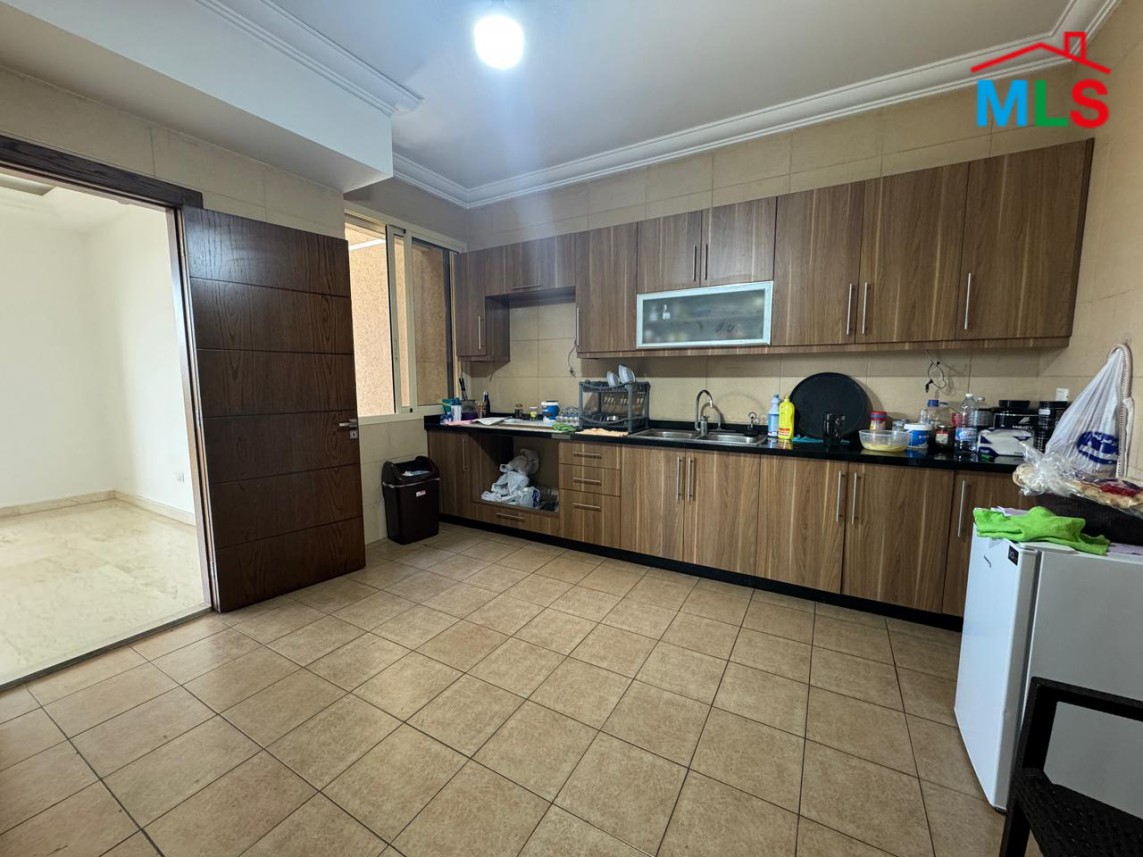 Bright & Modern Apartment For Sale in Jnah, Beirut