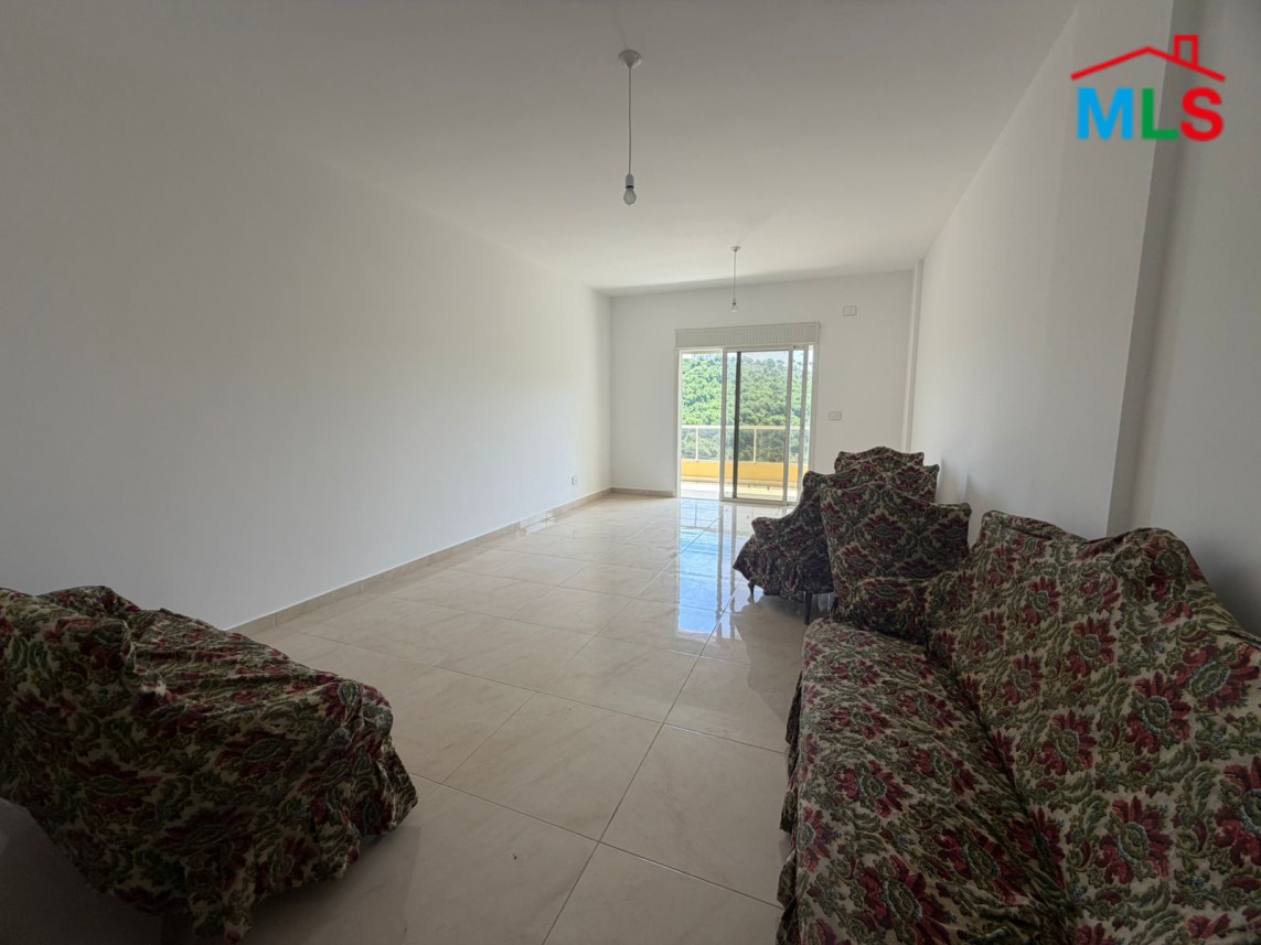 Brand New Apartment with Mountain View in For Sale Batroun, Bejdarfel