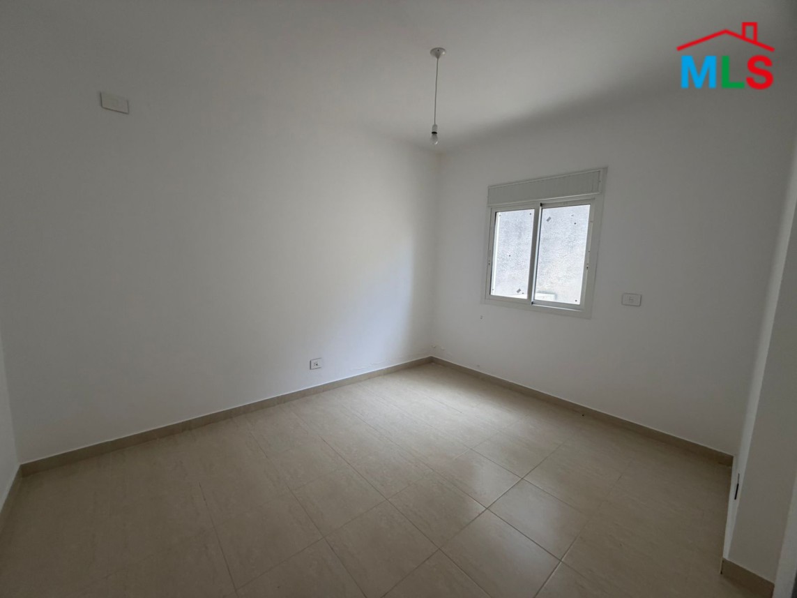 Brand New Apartment with Mountain View in For Sale Batroun, Bejdarfel