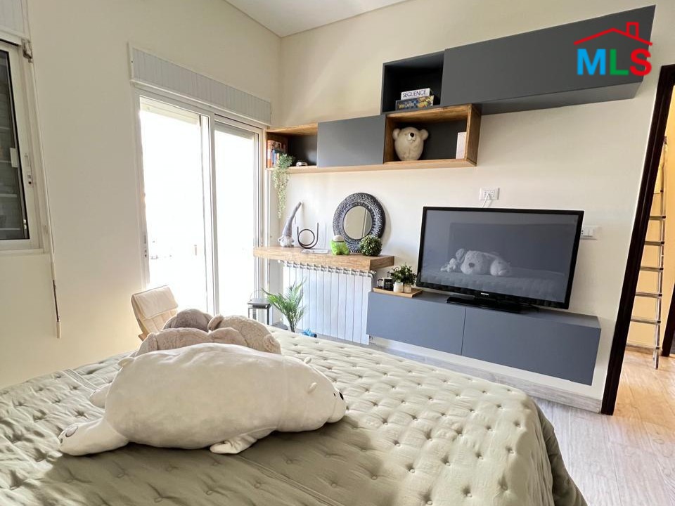 Exclusive! Elegant & Stylish 3-Bedroom Apartment For Sale in Koura