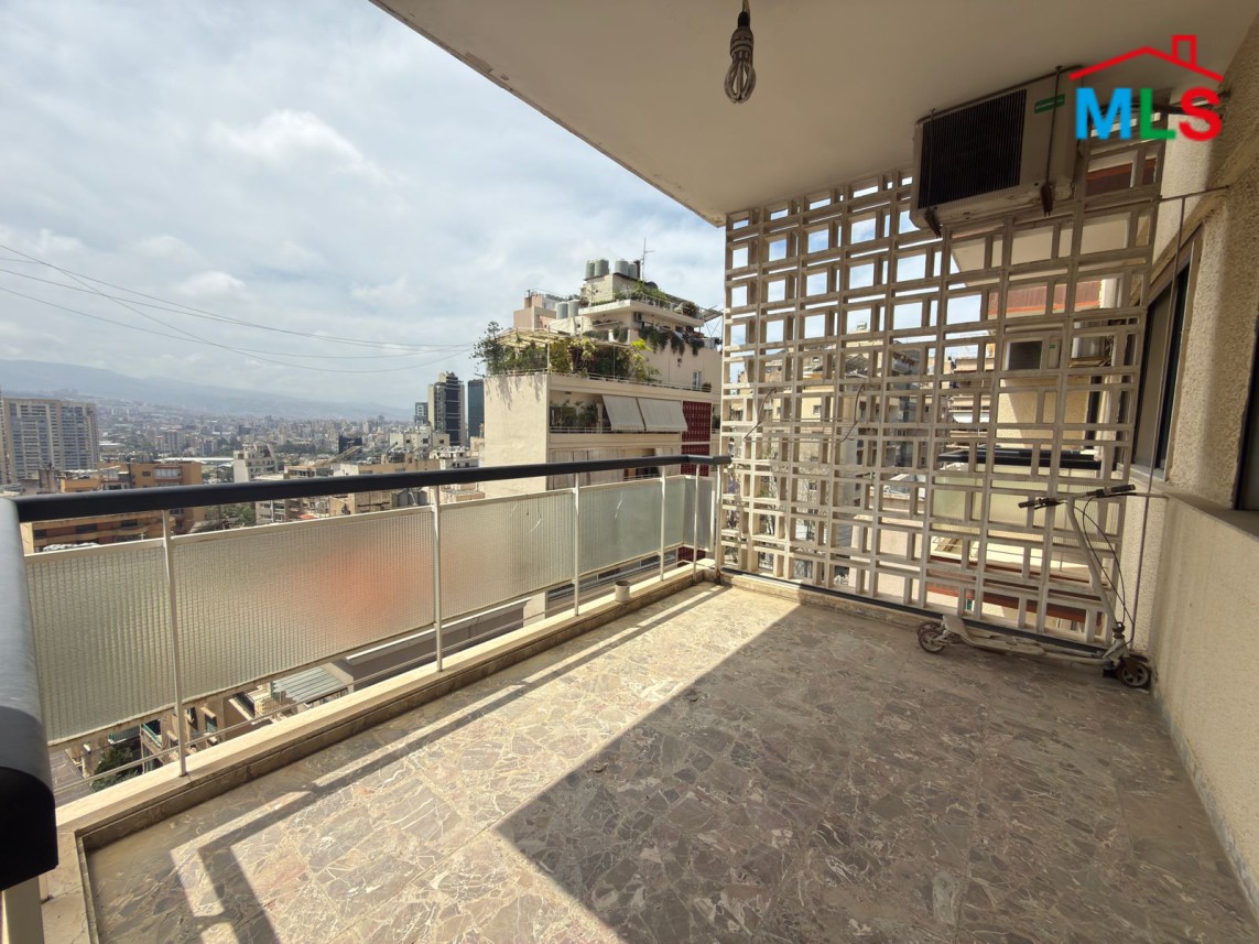 3-Bedroom Apartment For Sale in Achrafieh, Sioufi