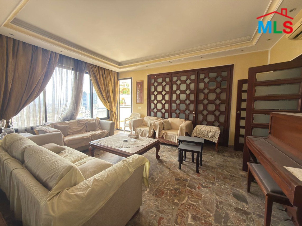 3-Bedroom Apartment For Sale in Achrafieh, Sioufi