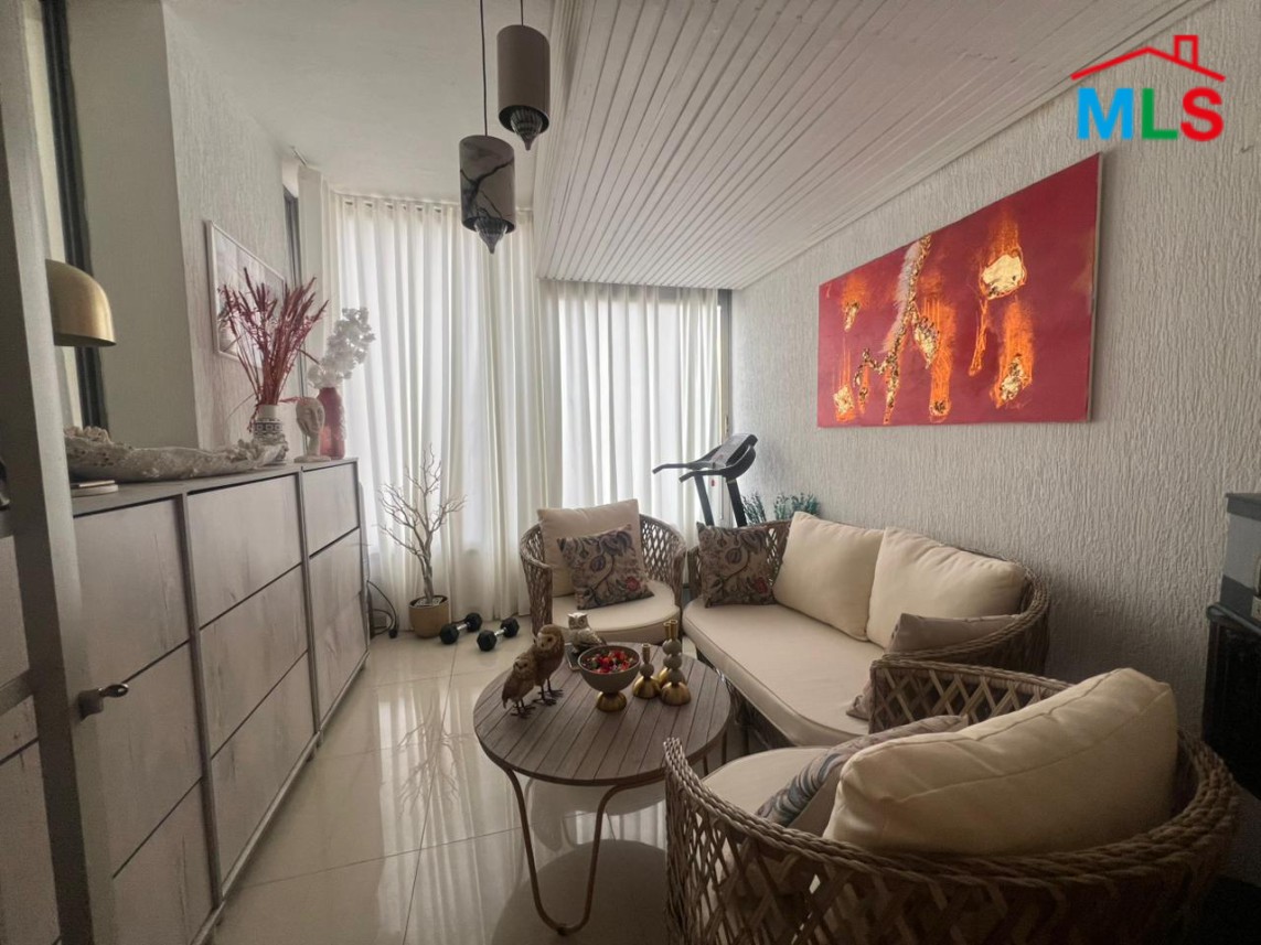 Exclusive! Beautifully Designed One Bedroom Apartment For Sale in Mansourieh