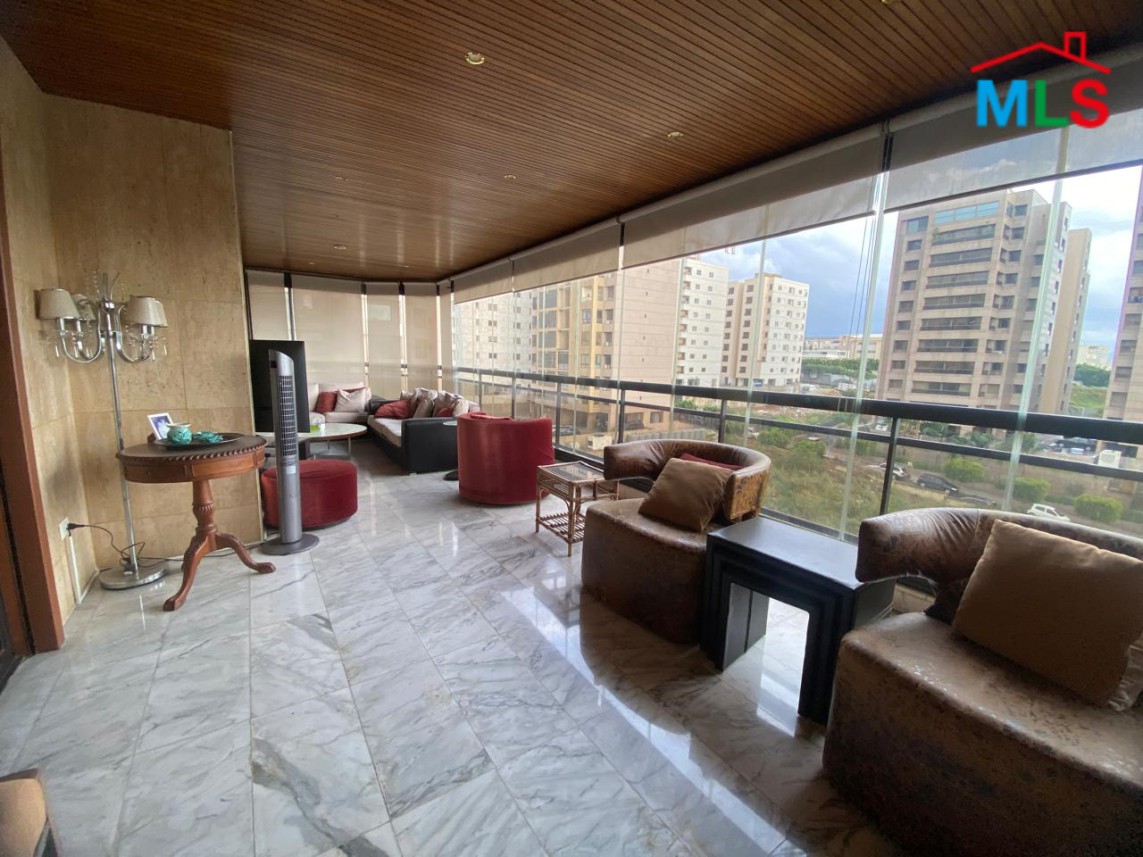 Unfurnished 4-Bedroom Apartment For Sale in Jnah, Beirut