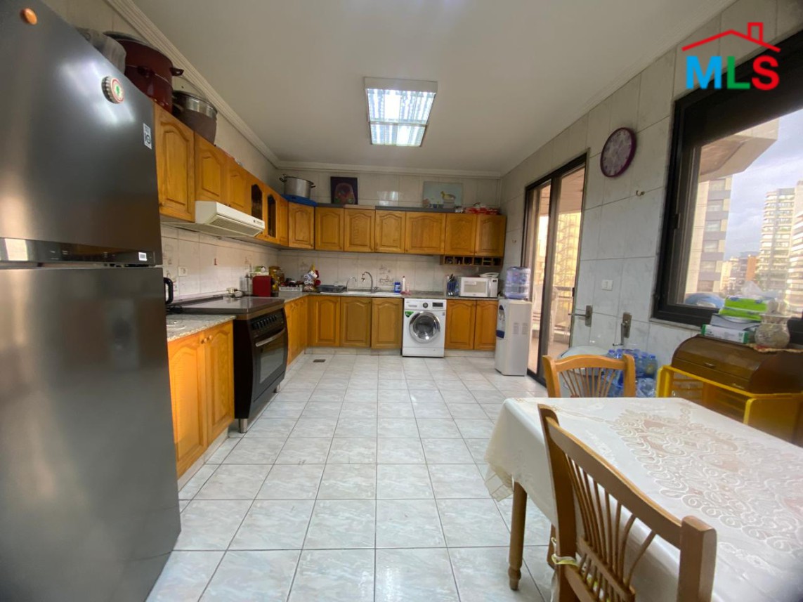 Unfurnished 4-Bedroom Apartment For Sale in Jnah, Beirut
