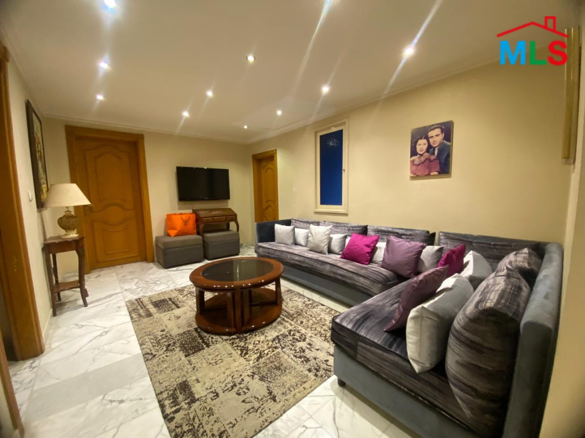 Unfurnished 4-Bedroom Apartment For Sale in Jnah, Beirut