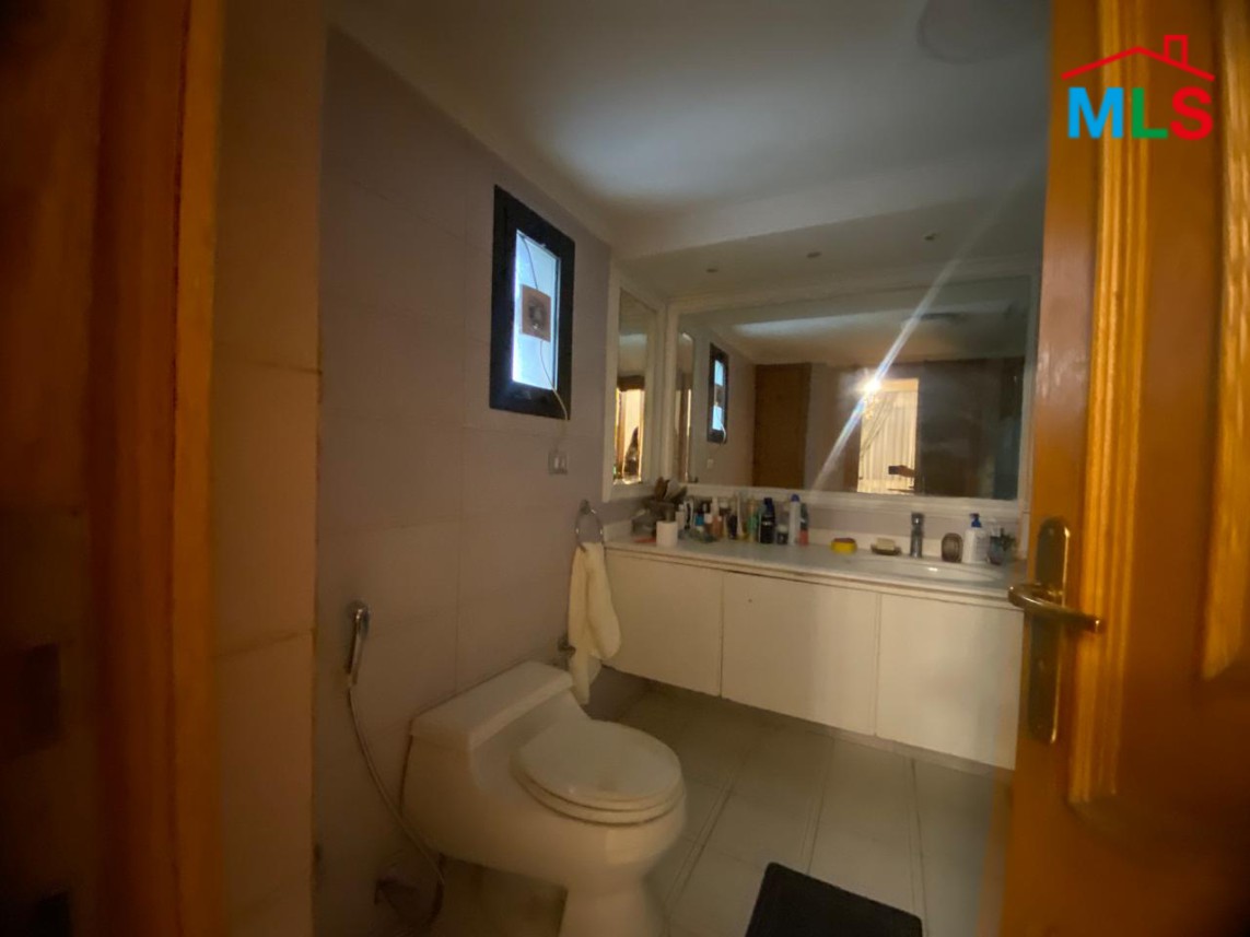 Unfurnished 4-Bedroom Apartment For Sale in Jnah, Beirut