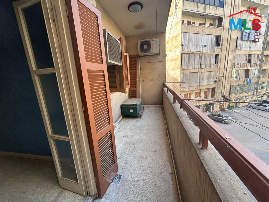 Exclusive! 3-Bedroom Apartment For Sale in Great Location in Jdeideh