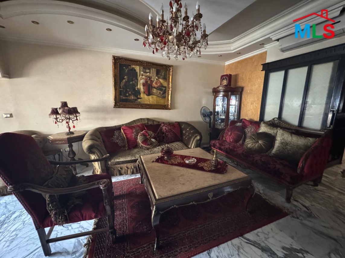 Cozy & Furnished Apartment For Sale in Ras El Nabeh, Beirut