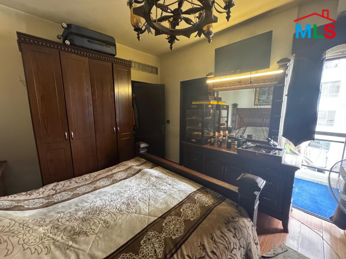 Cozy & Furnished Apartment For Sale in Ras El Nabeh, Beirut
