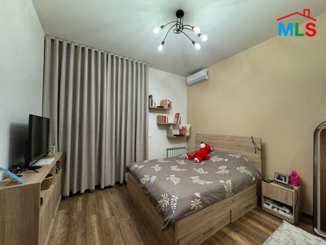 Semi-Furnished Apartment with Sea View For Sale in Mansourieh