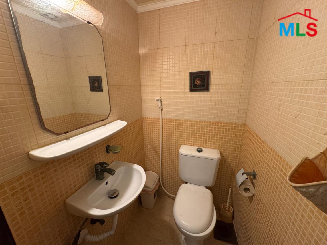Nice & Furnished Apartment For Sale in Mar Elias, Beirut