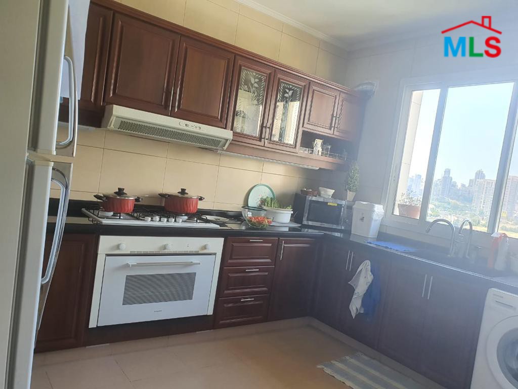 Spacious 3-Bedroom Apartment For Sale in Horsh Tabet, Sin El-Fil