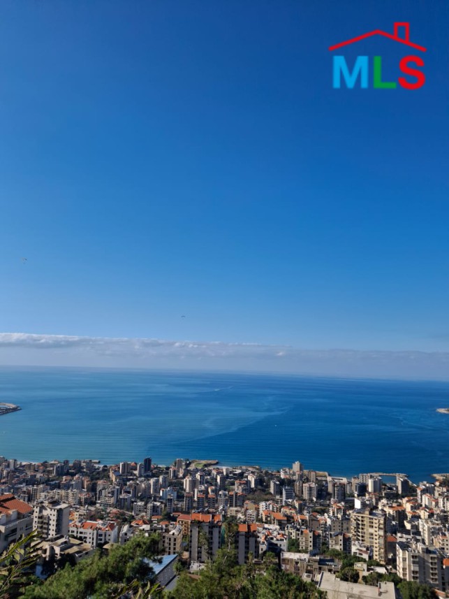 Beautiful Apartment with Terrace & Sea View For Sale in Daroun, Harissa