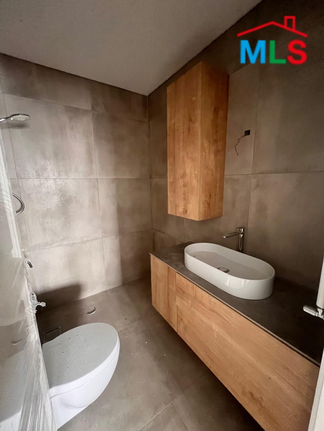 Fully Furnished & Decorated New Apartment For Sale In Aatchane