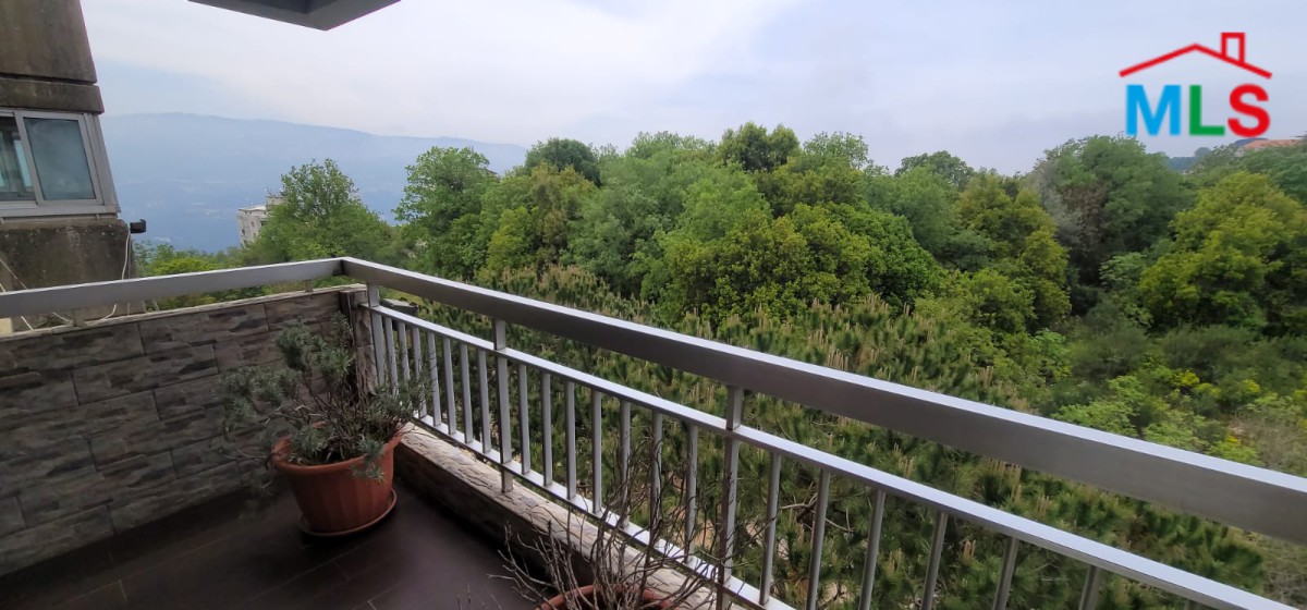 Fully Furnished Apartment with Mountain View For Sale in Ajaltoun