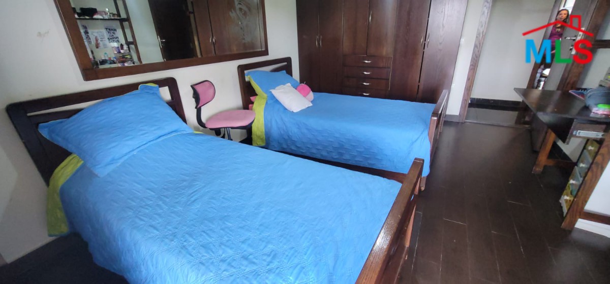 Fully Furnished Apartment with Mountain View For Sale in Ajaltoun