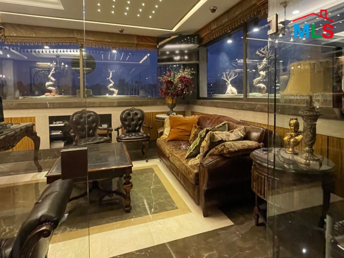Elegant Office with Private Suite/Apartment For Sale in Jnah, Beirut
