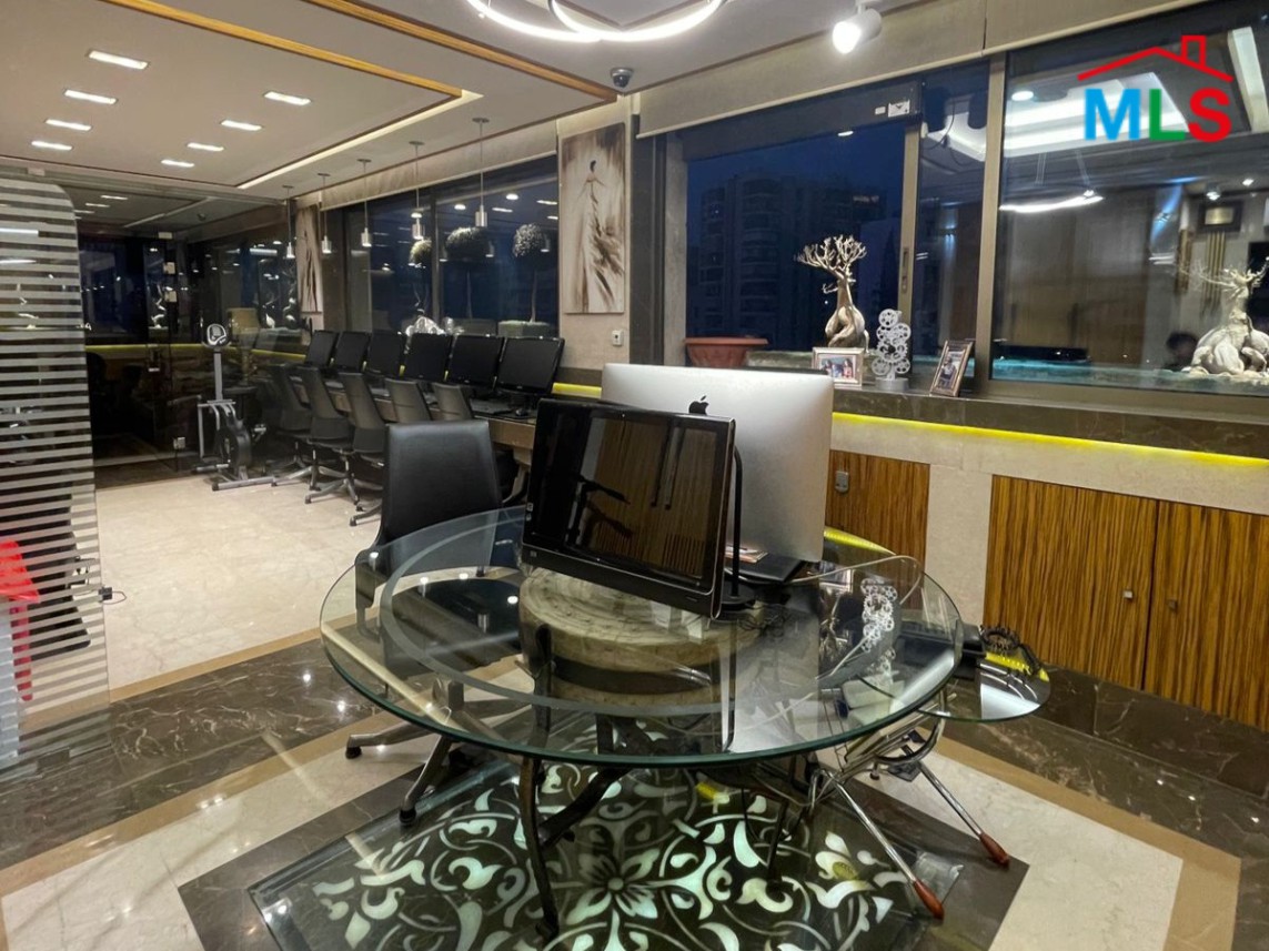 Elegant Office with Private Suite/Apartment For Sale in Jnah, Beirut