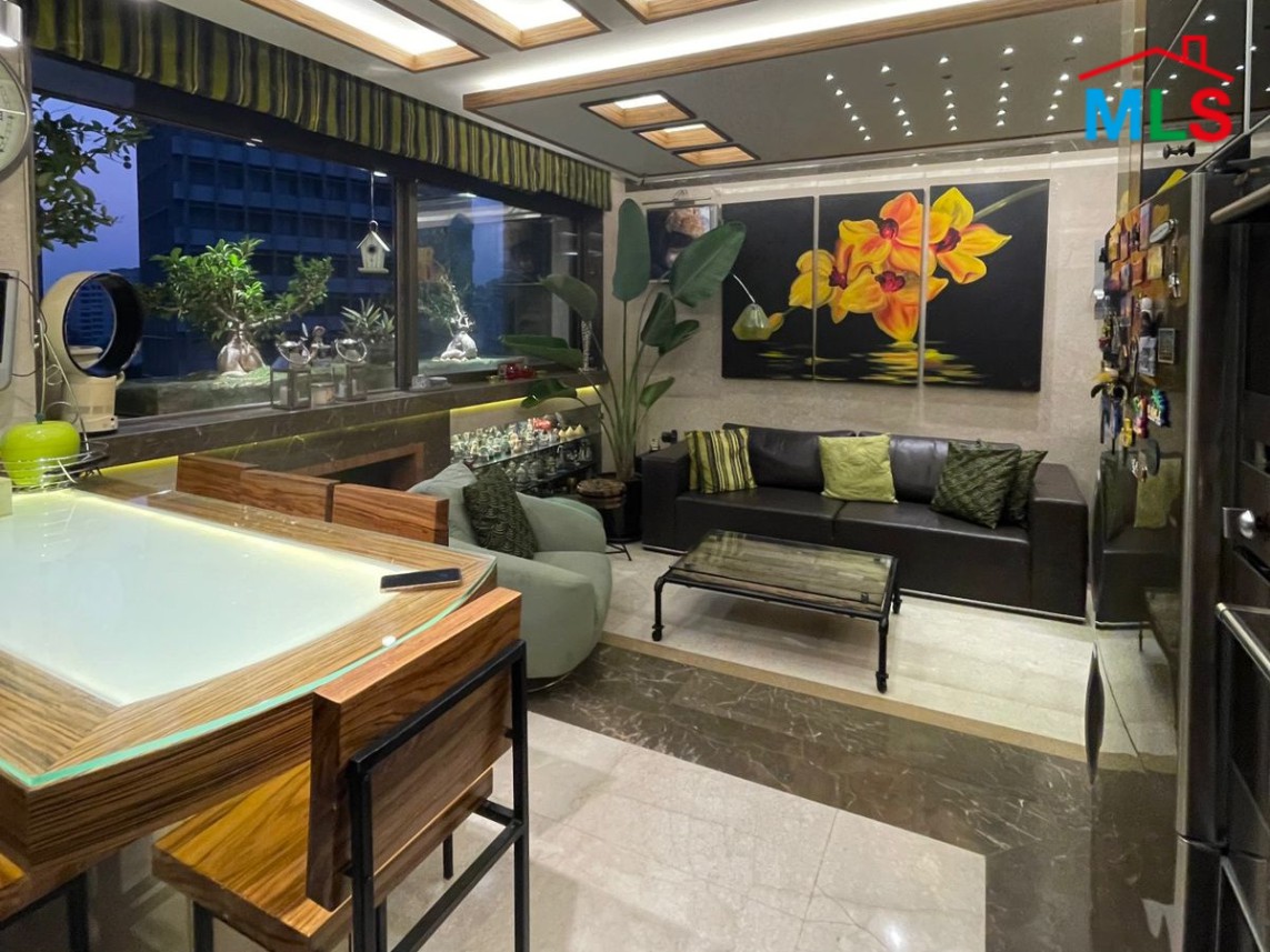 Elegant Office with Private Suite/Apartment For Sale in Jnah, Beirut
