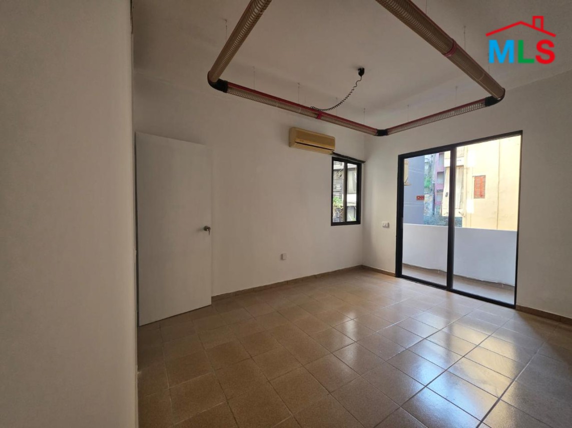 100 SQM Office For Sale in Achrafieh, Saydeh