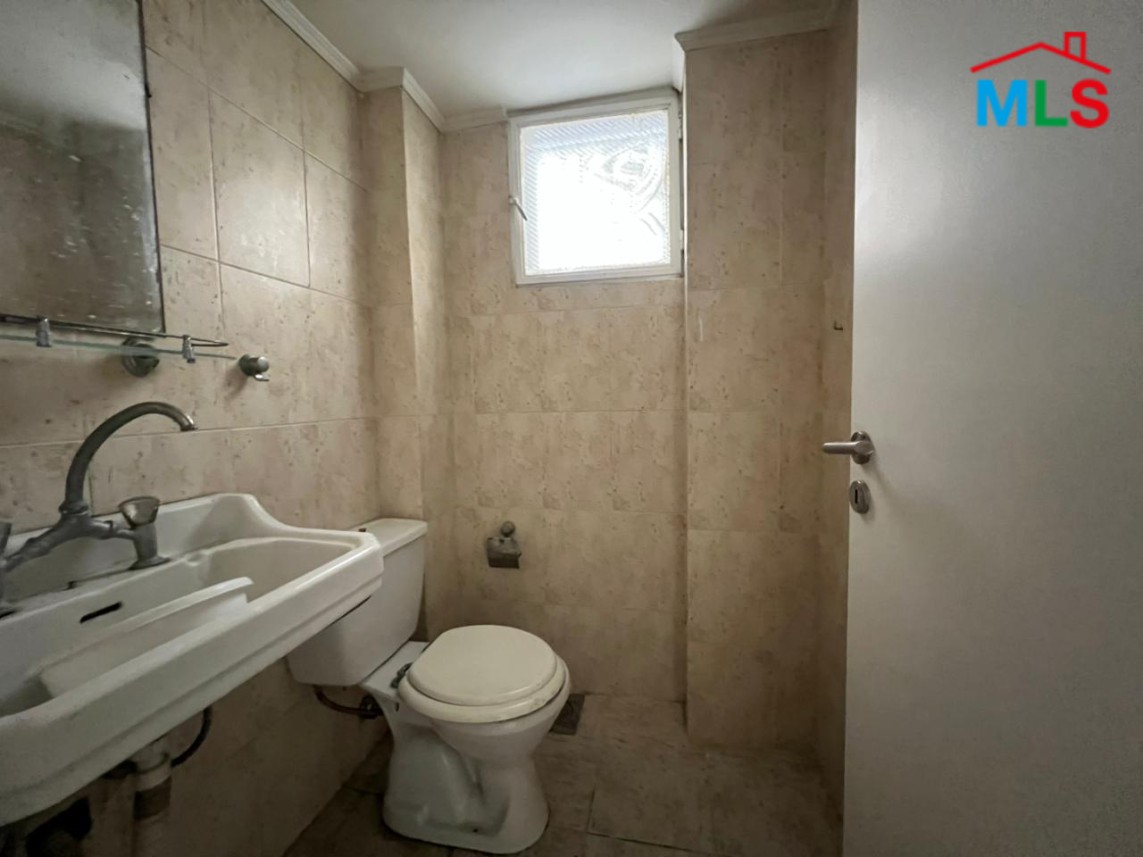 Great Potential! 2-Bedroom Apartment with Terrace For Sale in Achrafieh, Sassine