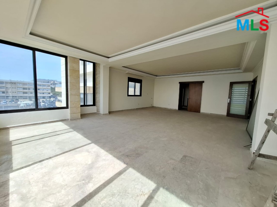 3-Bedroom Apartment with Sea View For Sale in Adma