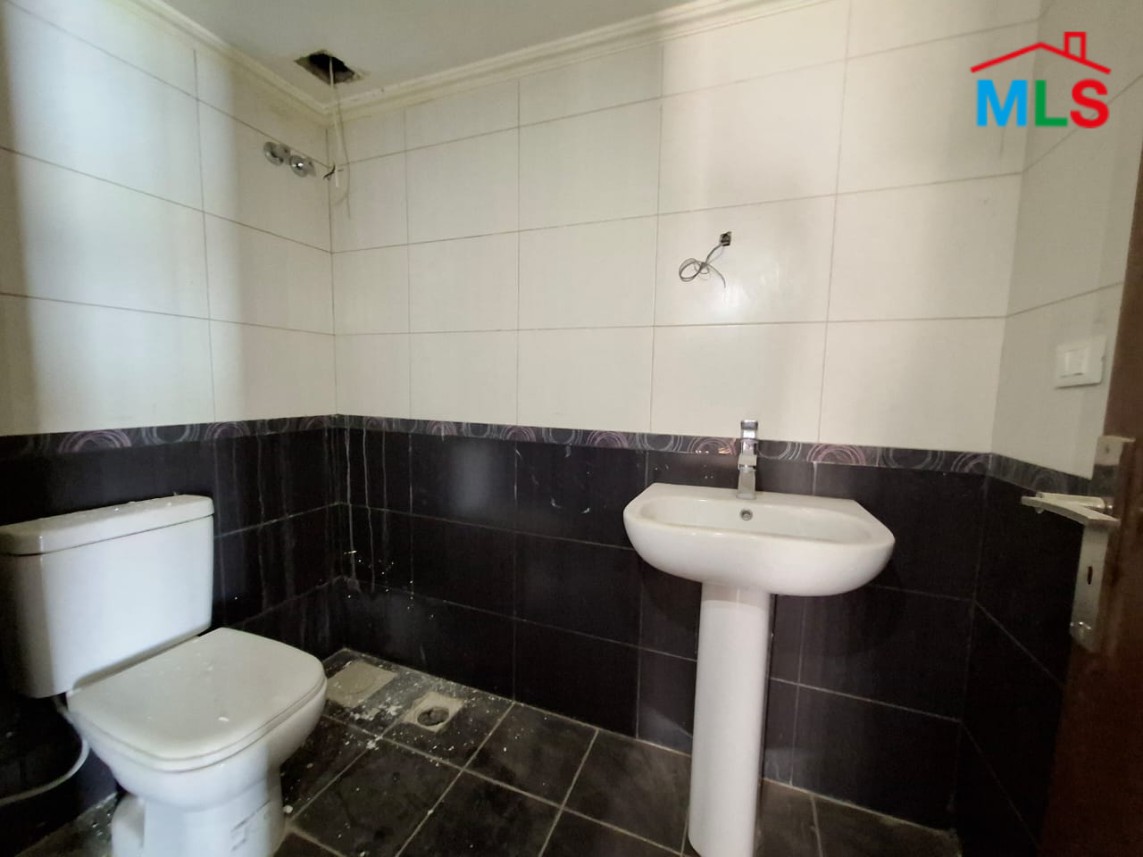 3-Bedroom Apartment with Sea View For Sale in Adma