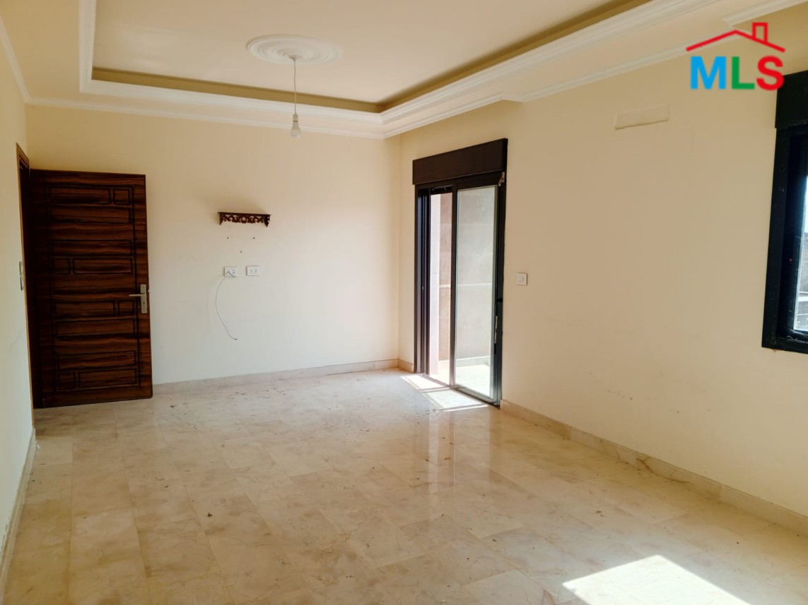 3-Bedroom Apartment With Mountain View in Al Nakhle, Koura