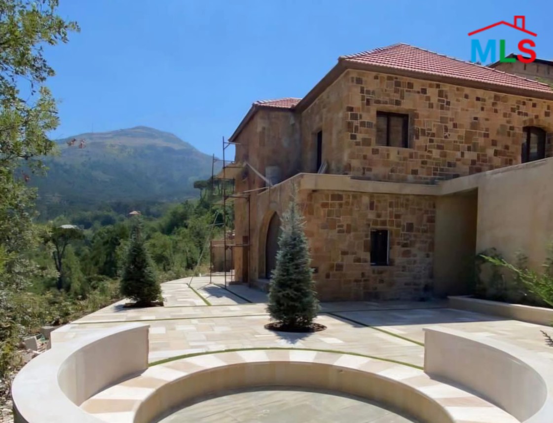 An Under-Construction Villa With Garden And Terrace For Sale in Baskinta