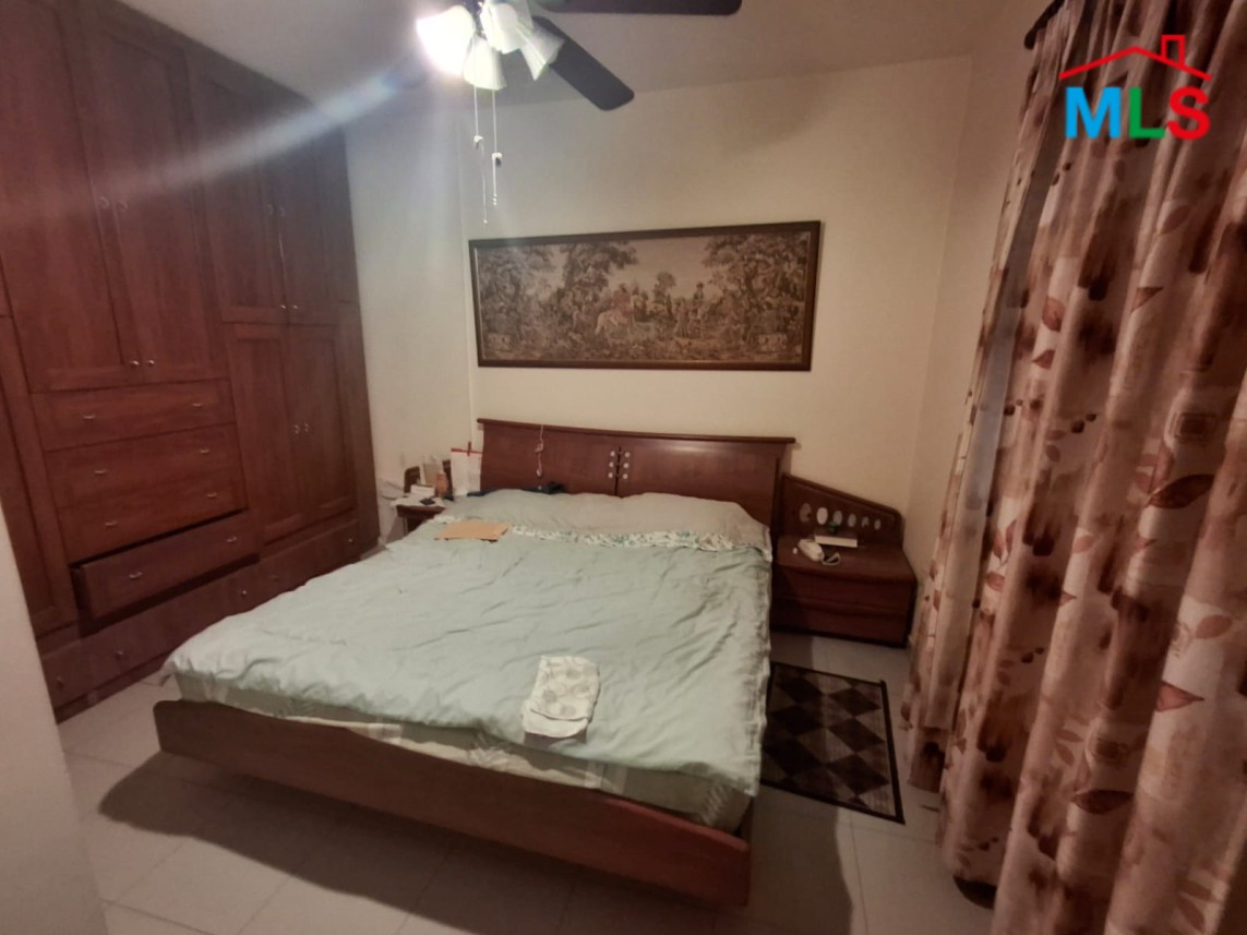 2-Bedroom Apartment For Sale in Achrafieh, Hay Al Seryane