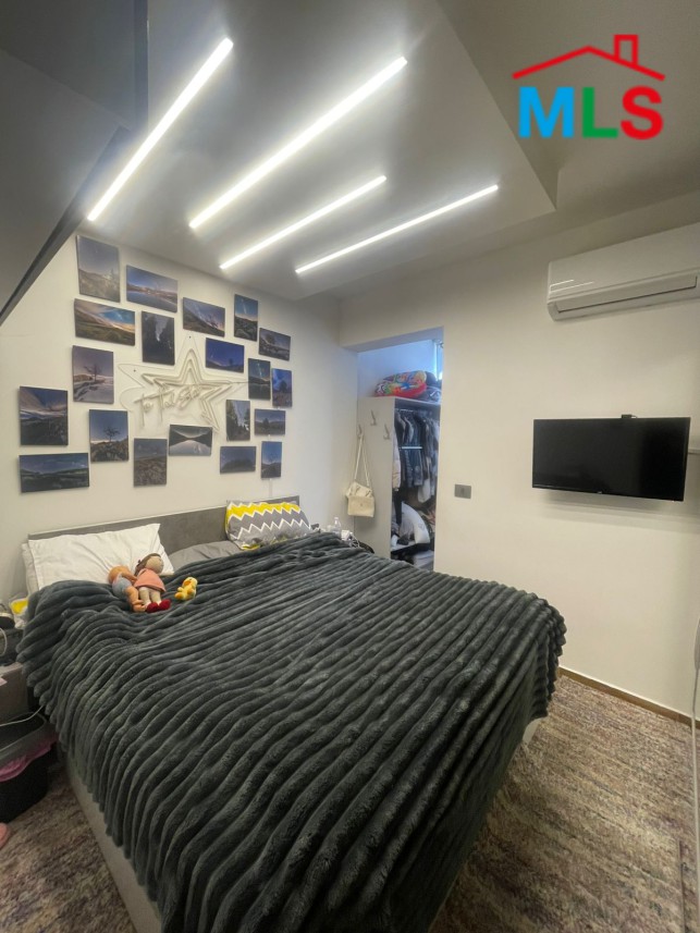 Fully furnished Apartment 2-Bedroom For Sale in Kornet Chehwan