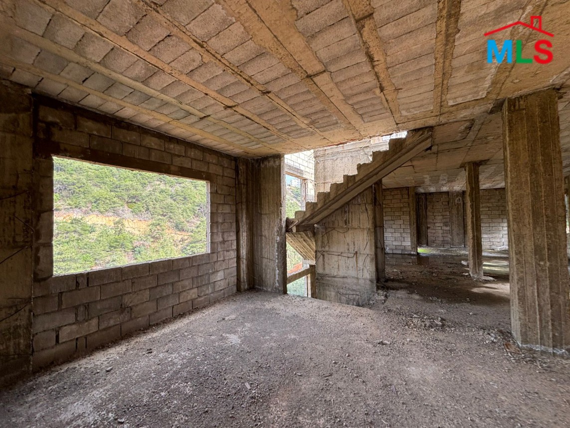 Core And Shell Villa With Garden For Sale In Aoukar