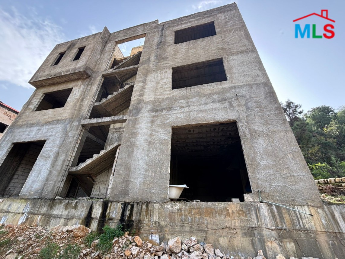 Core And Shell Villa With Garden For Sale In Aoukar