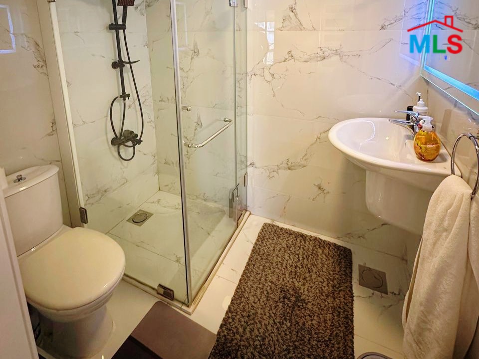 Furnished Apartment with Mountain View For Sale in Achrafieh, Sodeco