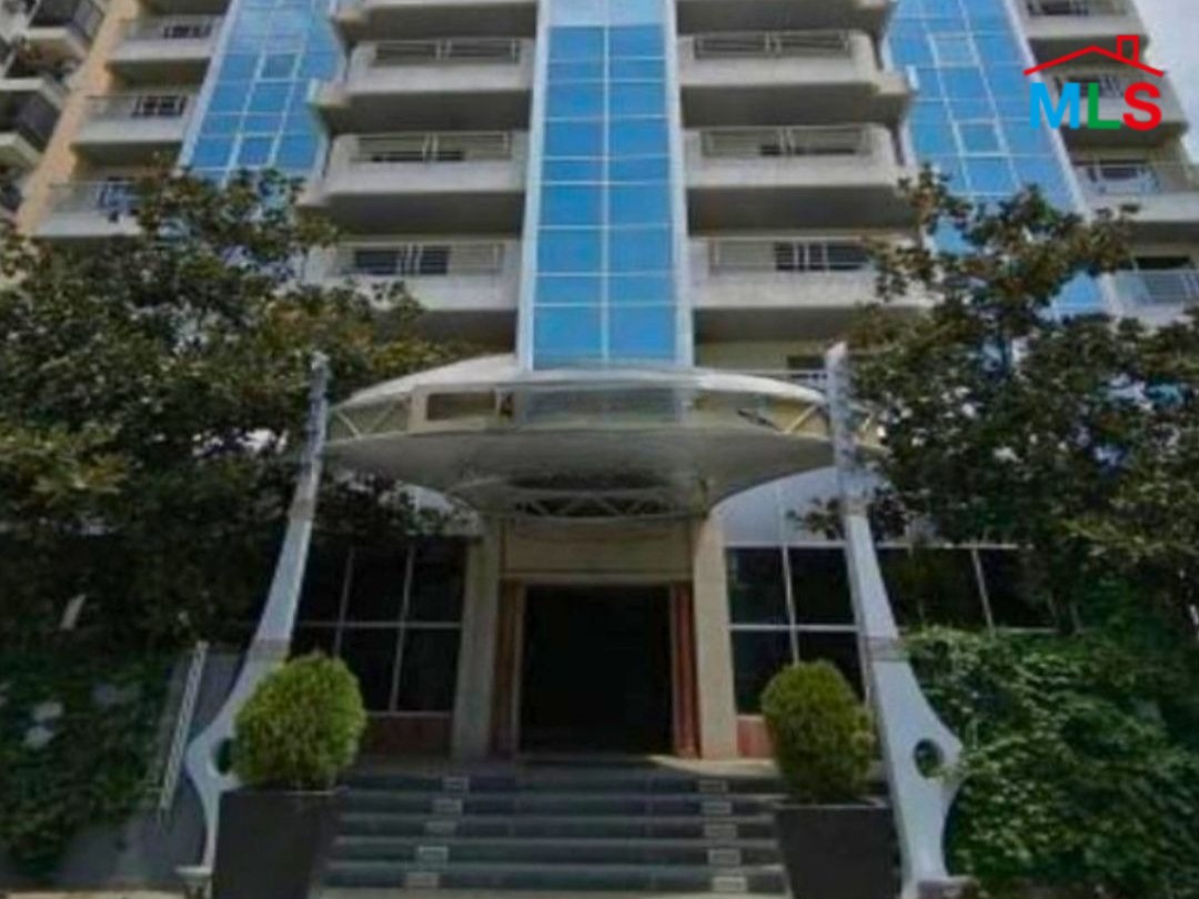 Great Investment! 9-Floors Luxury Hotel For Sale in Haret Sakher